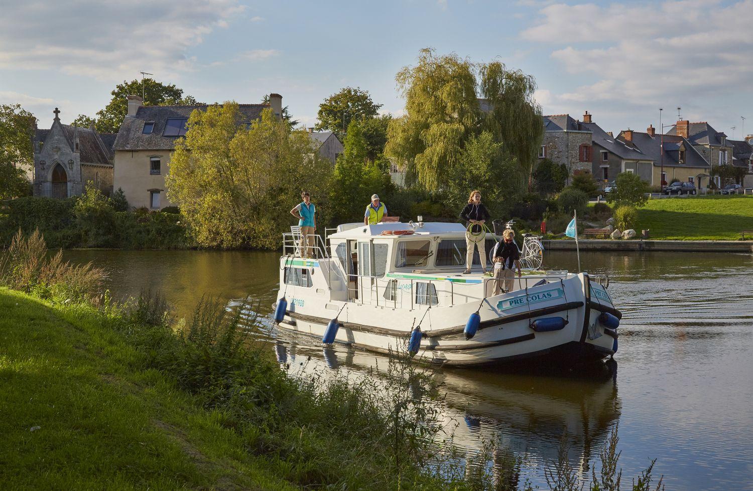 Hausboot mieten - über 3.000 Hausboote in Europa mieten ✅